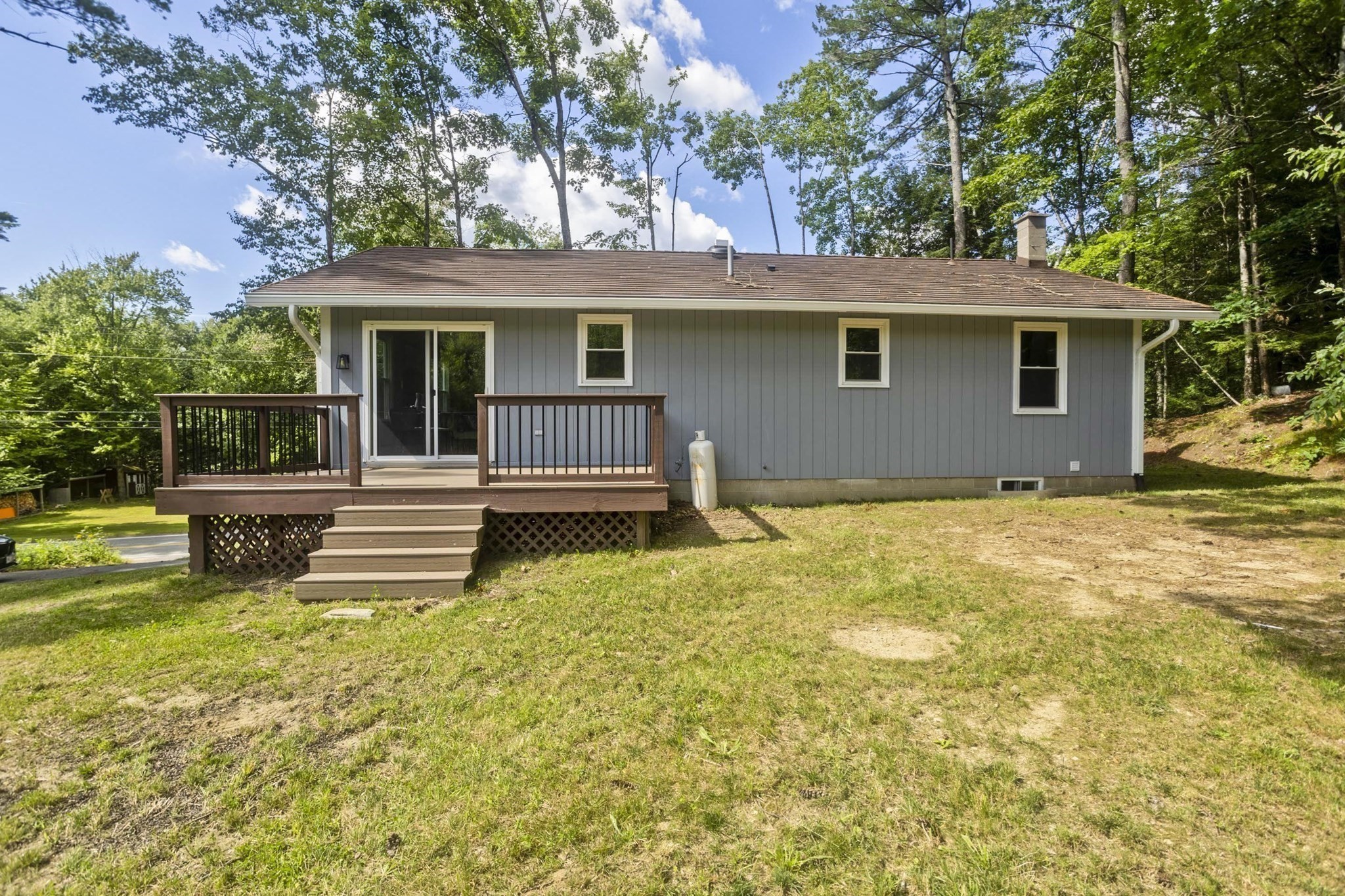 288 Leverett Rd