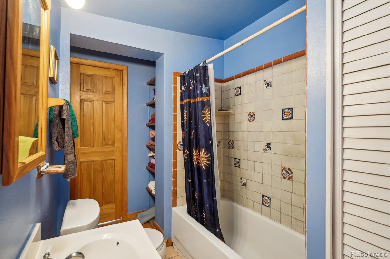 15 Gray Wolf Place