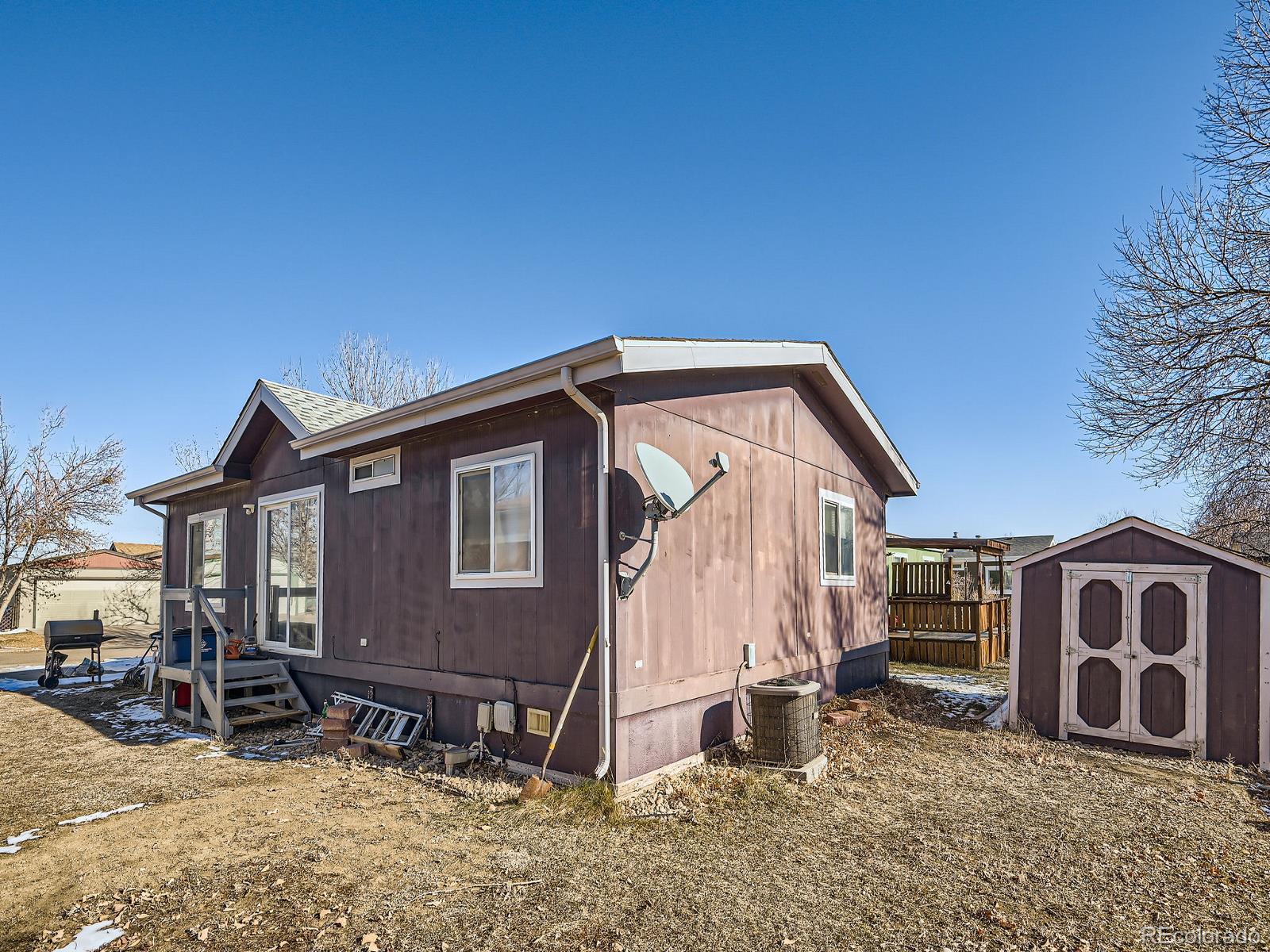 3306 Far View