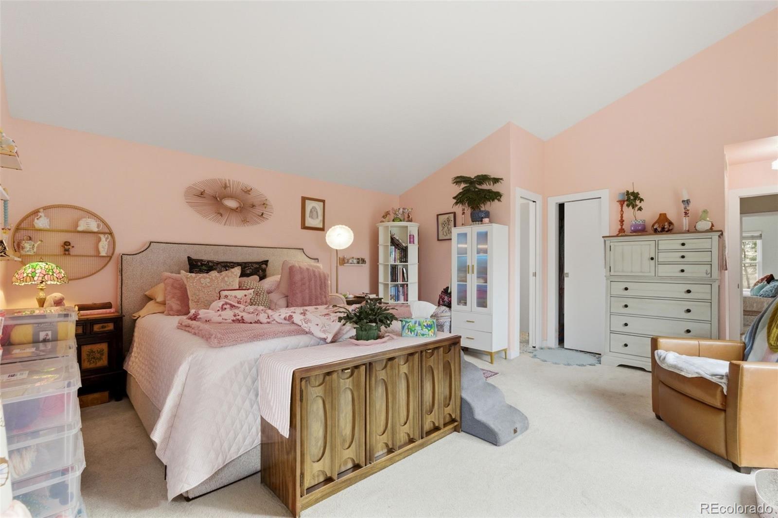 6848 N Trailway Circle