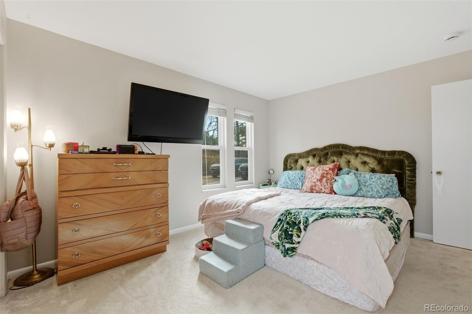 6848 N Trailway Circle