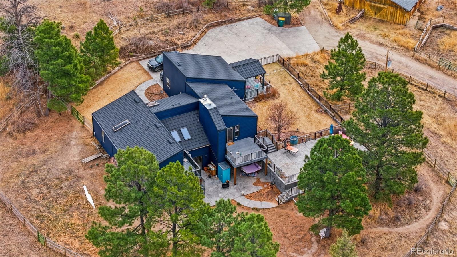 6848 N Trailway Circle