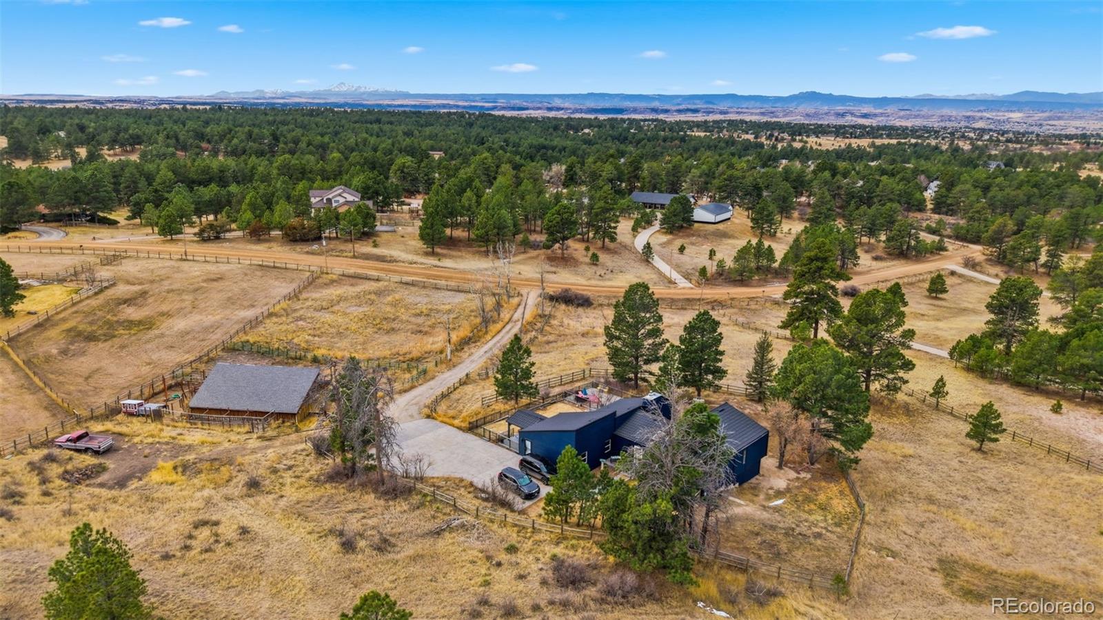 6848 N Trailway Circle