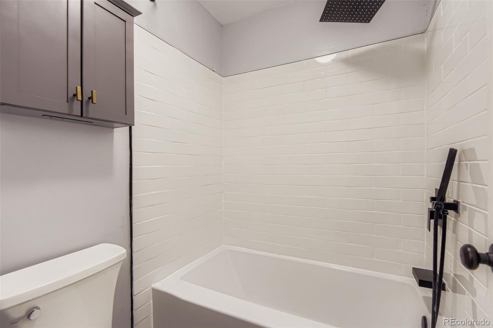 8376 S Upham Way Unit: A305