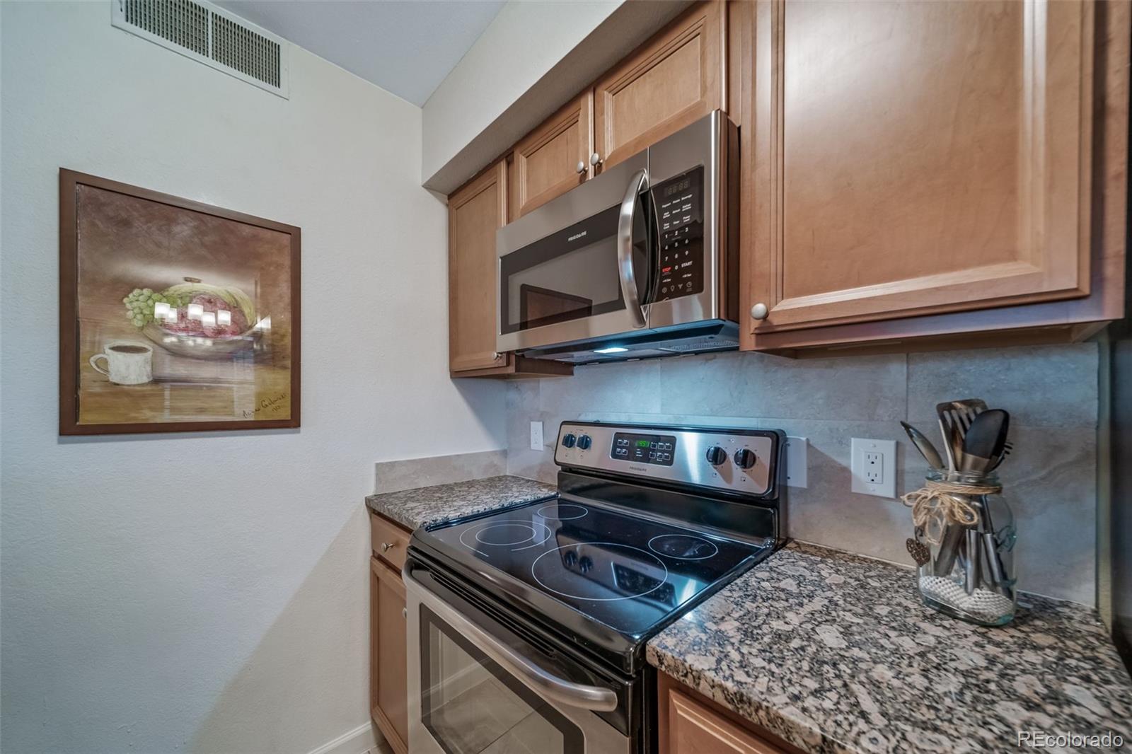 2670 E Otero Place Unit: 12