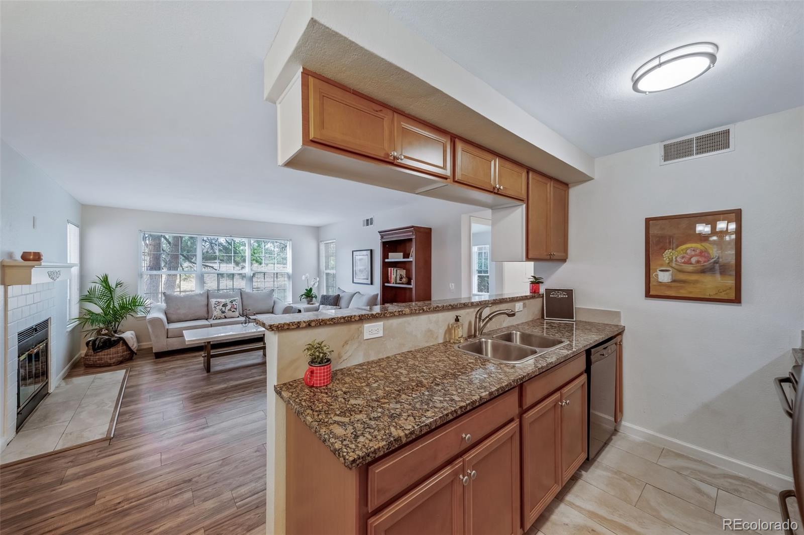 2670 E Otero Place Unit: 12