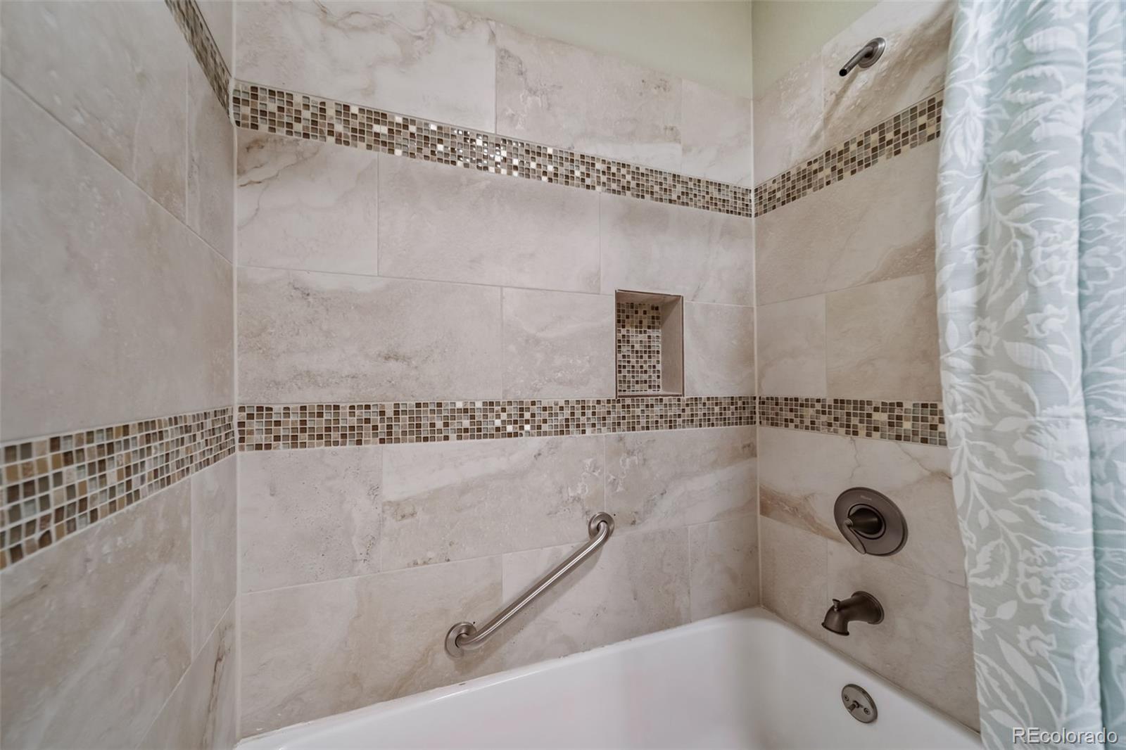 2670 E Otero Place Unit: 12