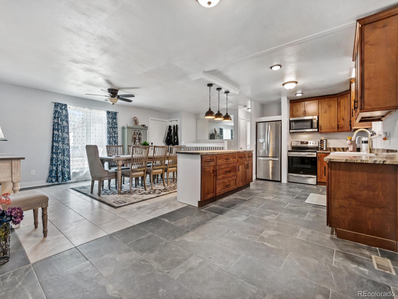 11038 Grape Way