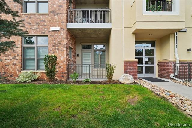 3701 Arapahoe Avenue Unit: 106