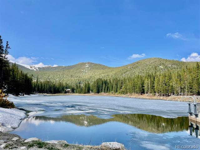 000 Lake Road