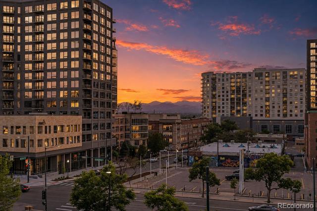 925 N Lincoln Street Unit: 3C
