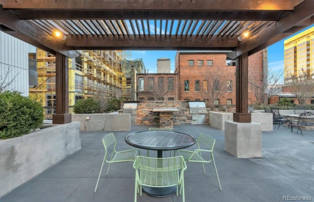 1625 Larimer Street Unit: 1106