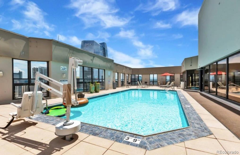 1625 Larimer Street Unit: 1106