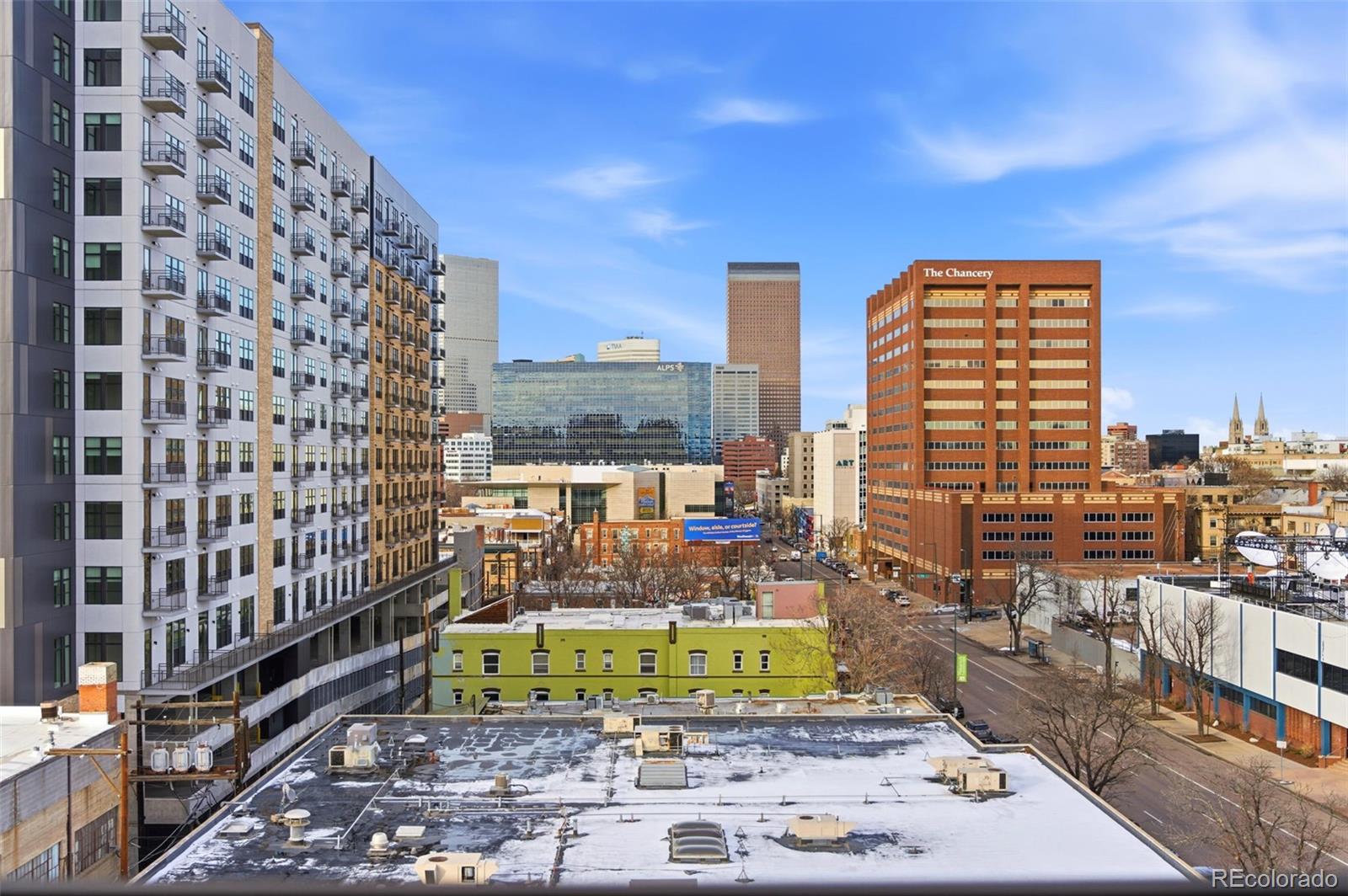 975 N Lincoln Street Unit: 6G-N