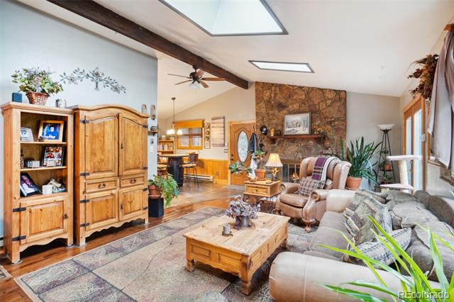 6763 Deer Path