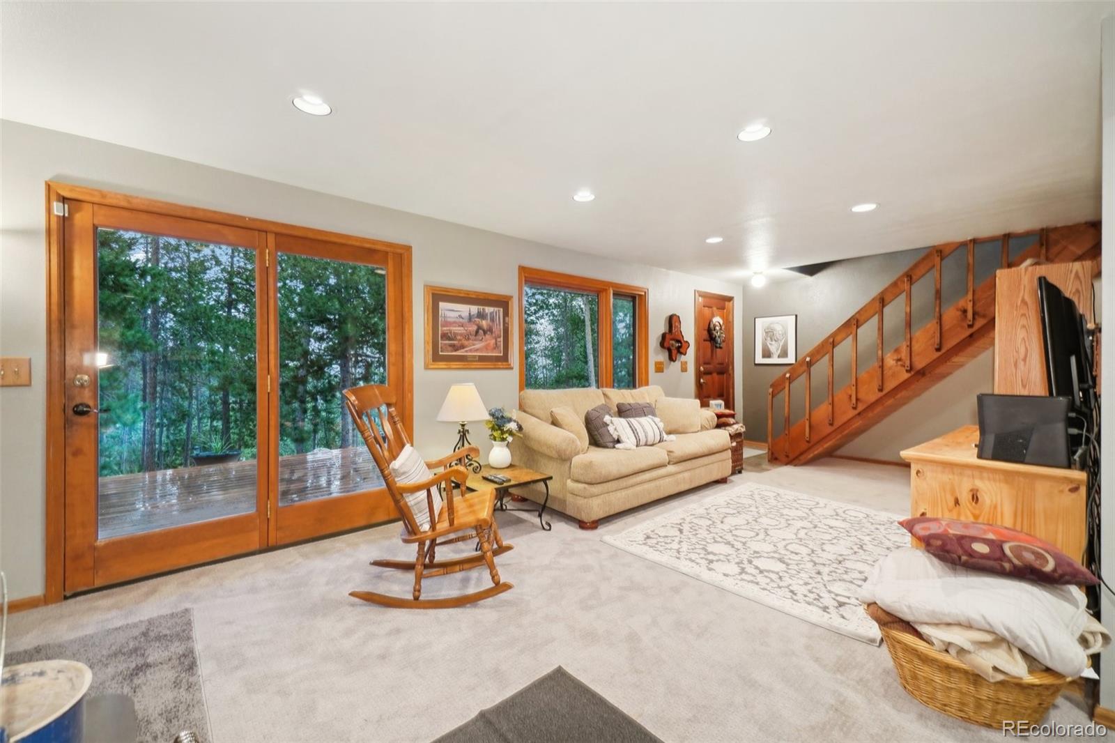 6763 Deer Path