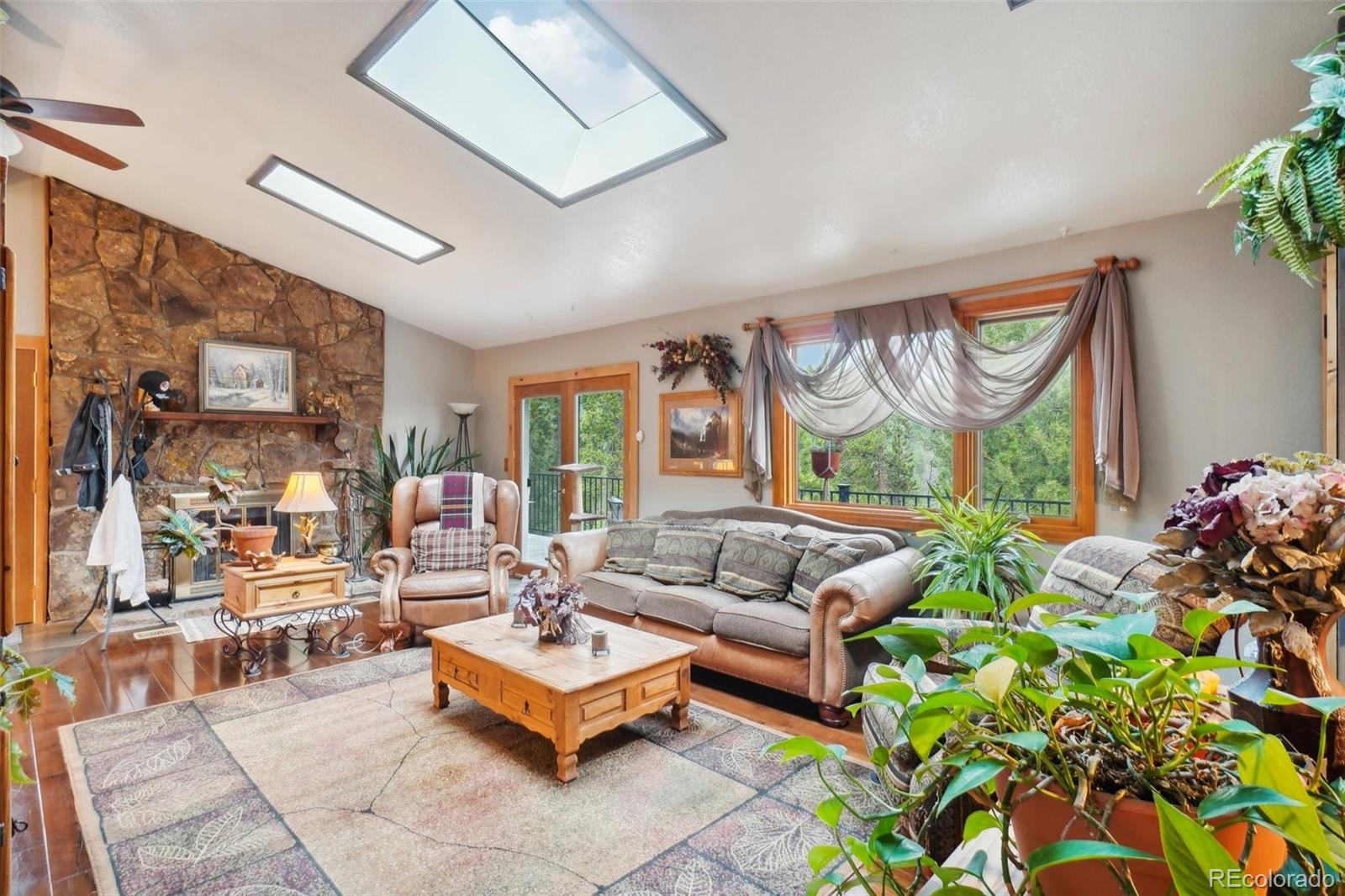 6763 Deer Path