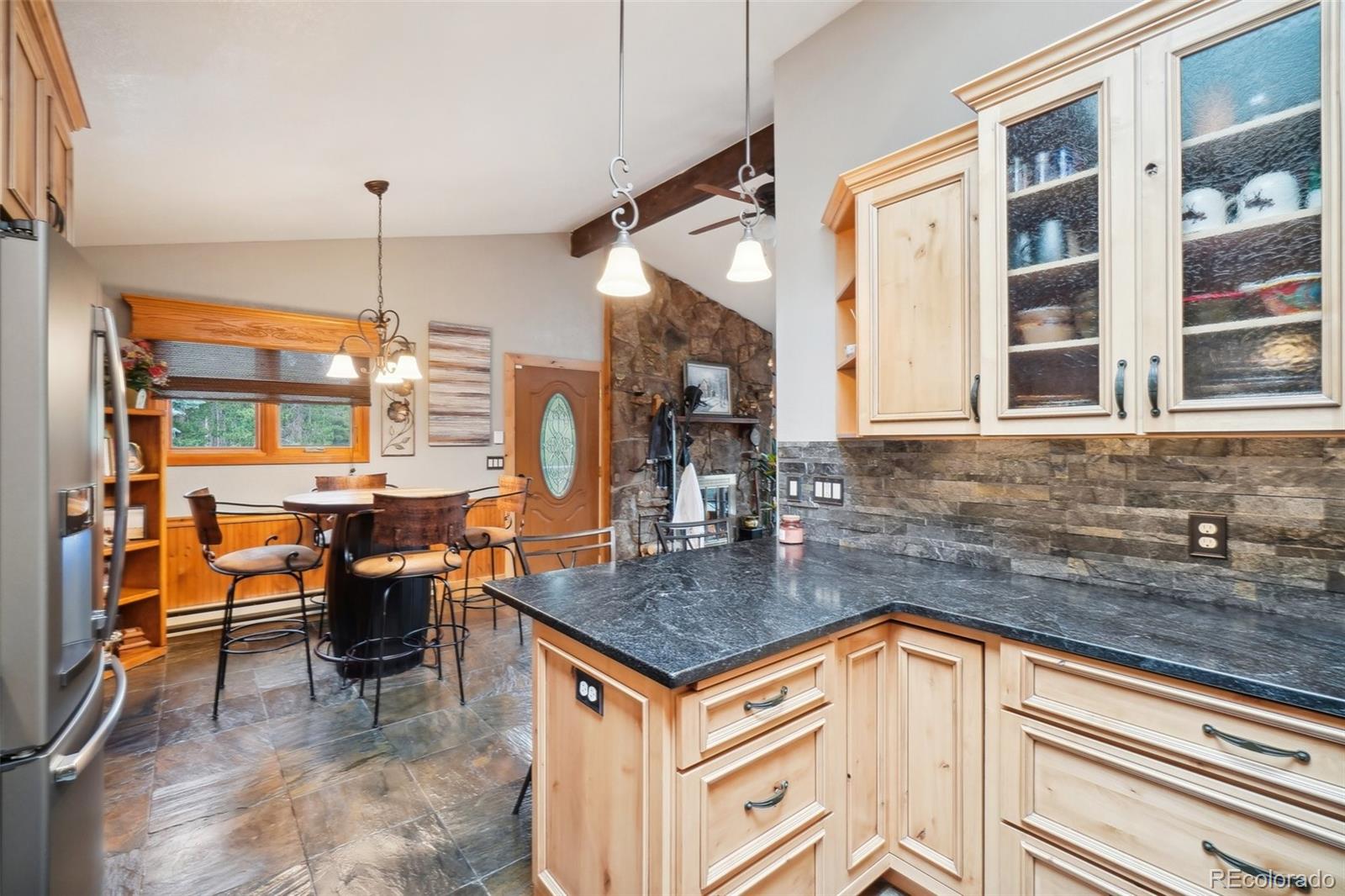 6763 Deer Path