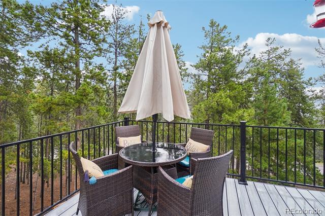 6763 Deer Path