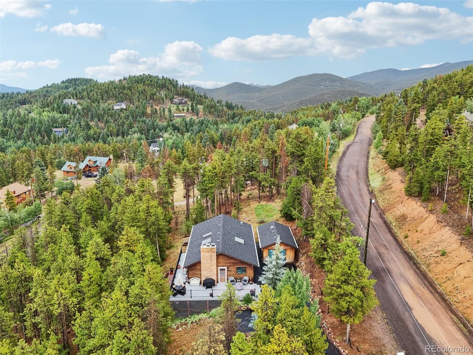 6763 Deer Path