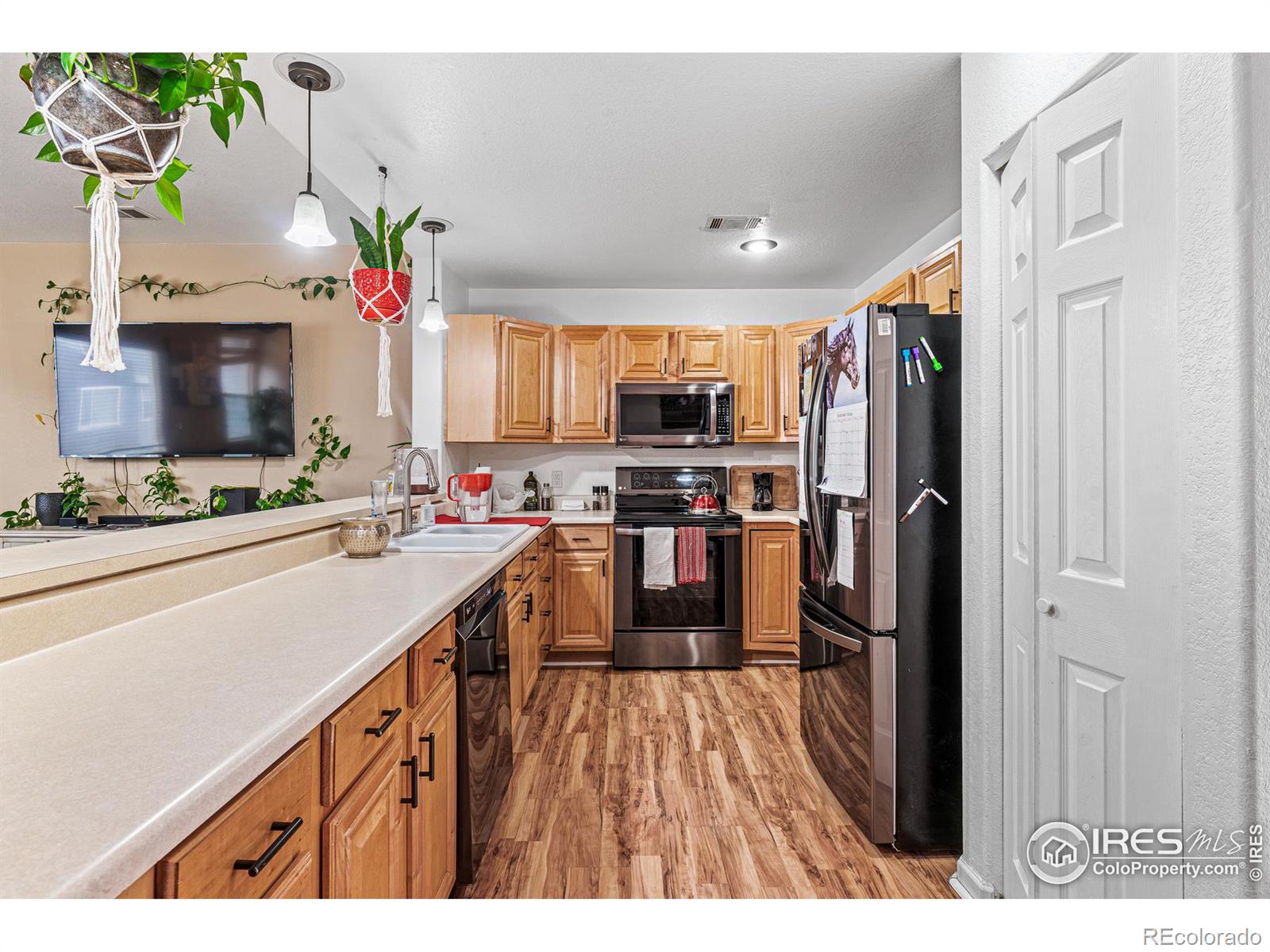8751 Pearl Street Unit: I3
