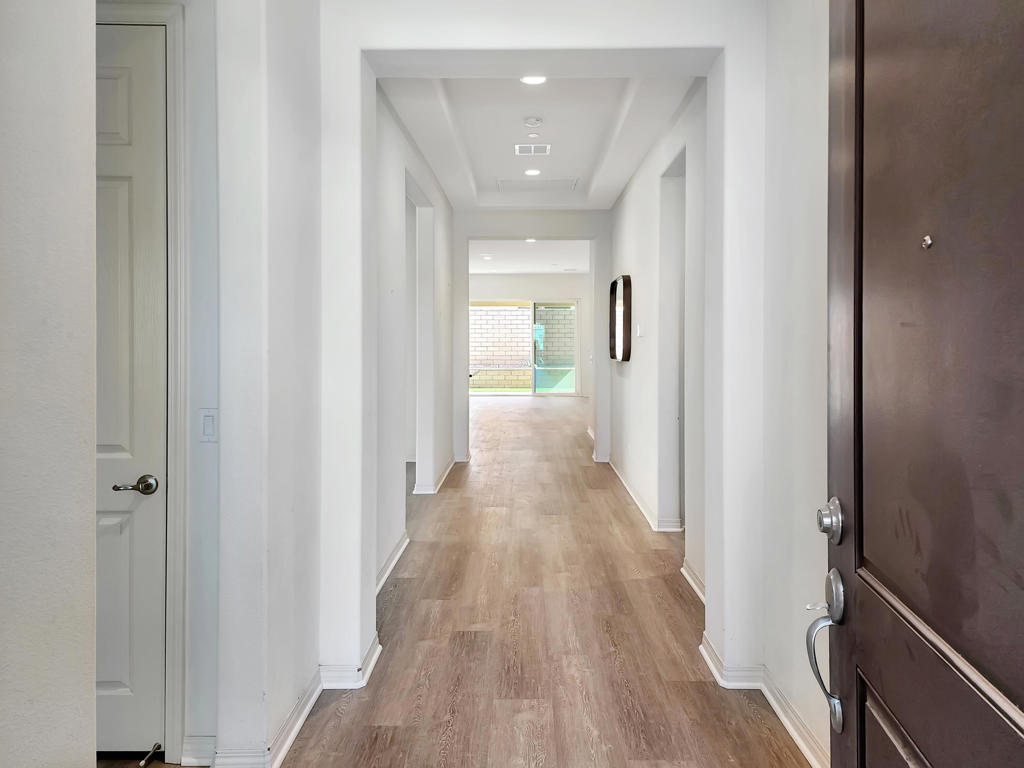 43742 Vacanza Court
