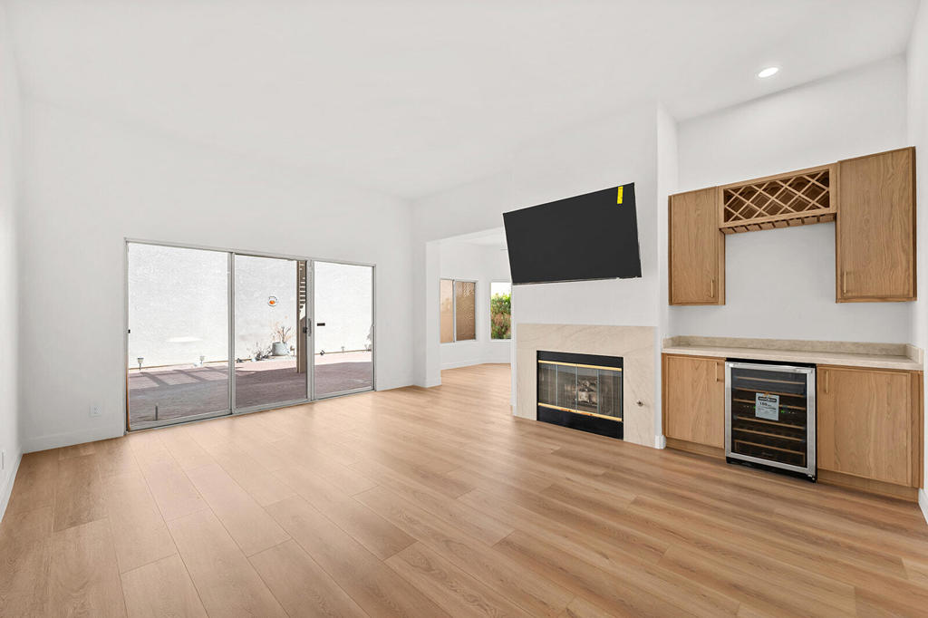 48614 Calle Esperanza