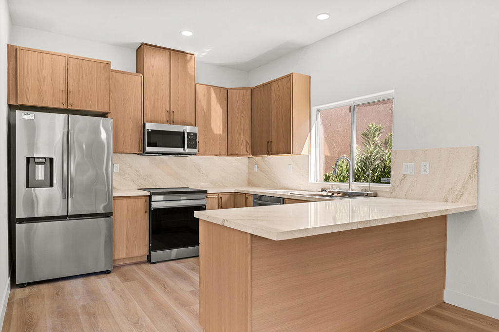 48614 Calle Esperanza