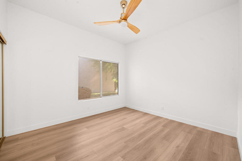 48614 Calle Esperanza