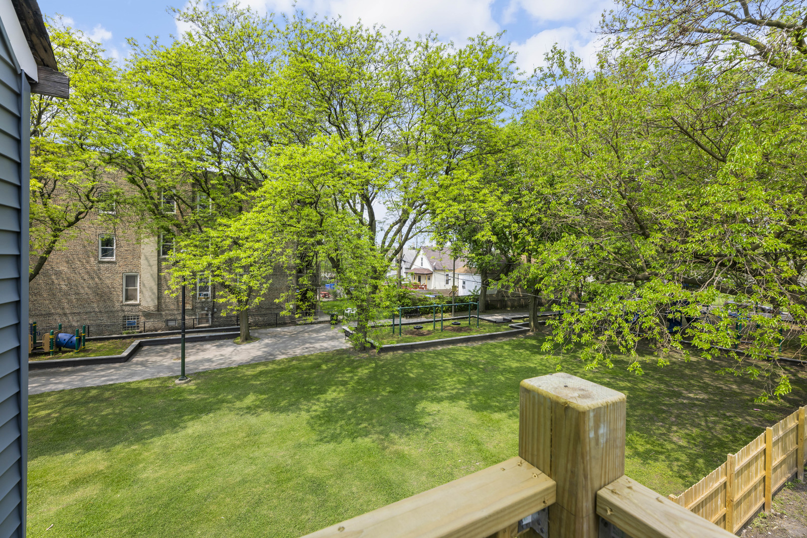 710 W 61st Street