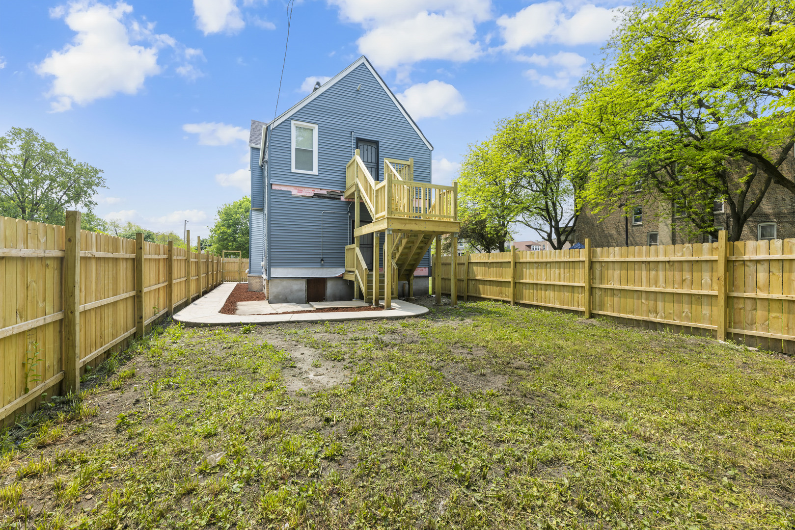710 W 61st Street