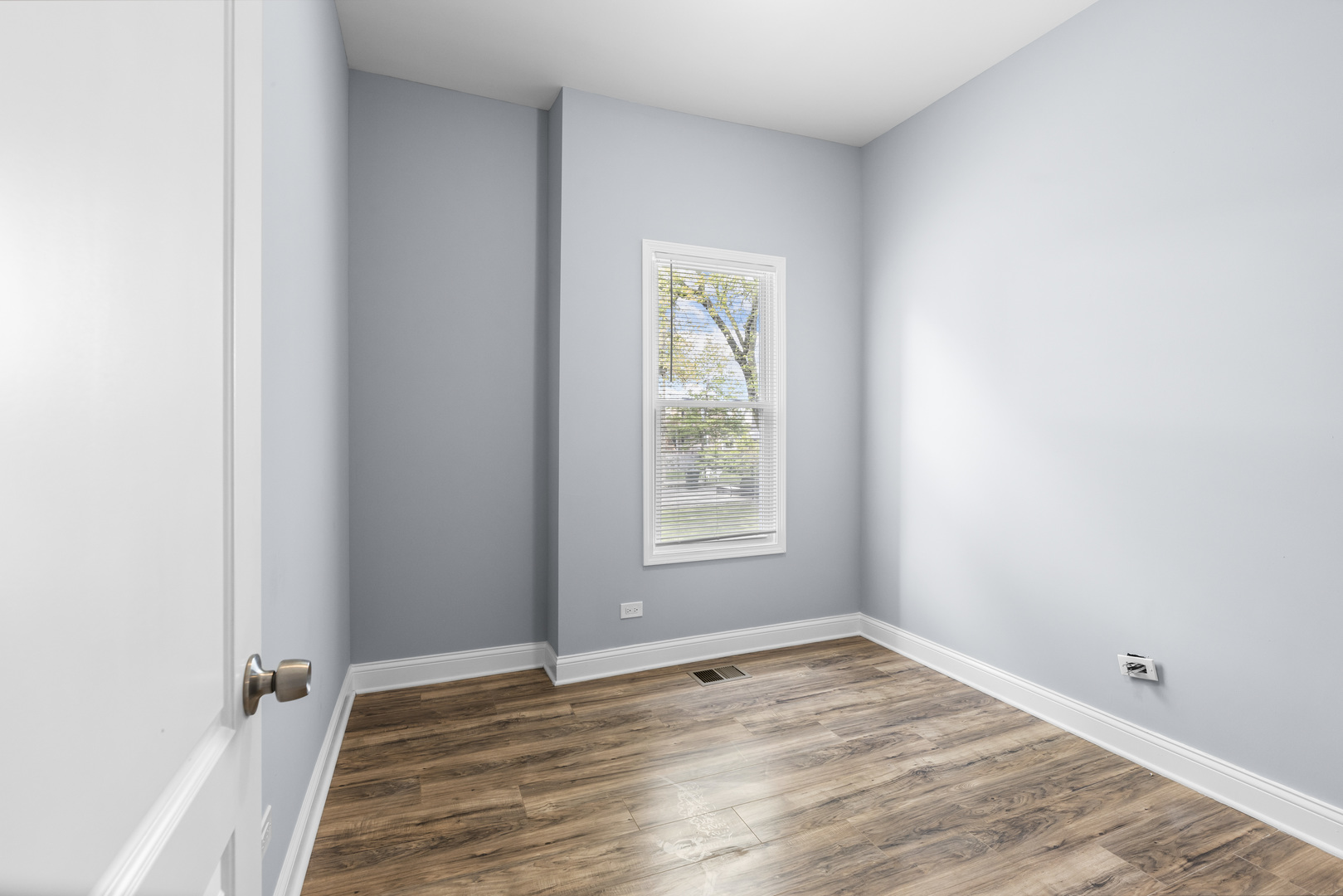 710 W 61st Street