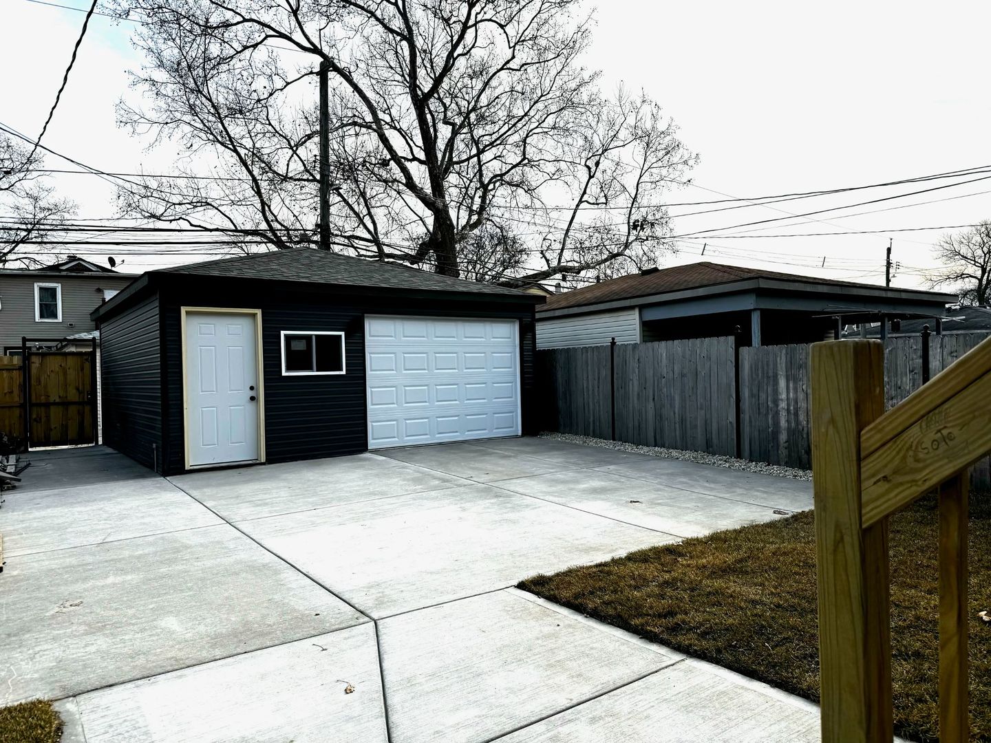 1137 N Karlov Avenue