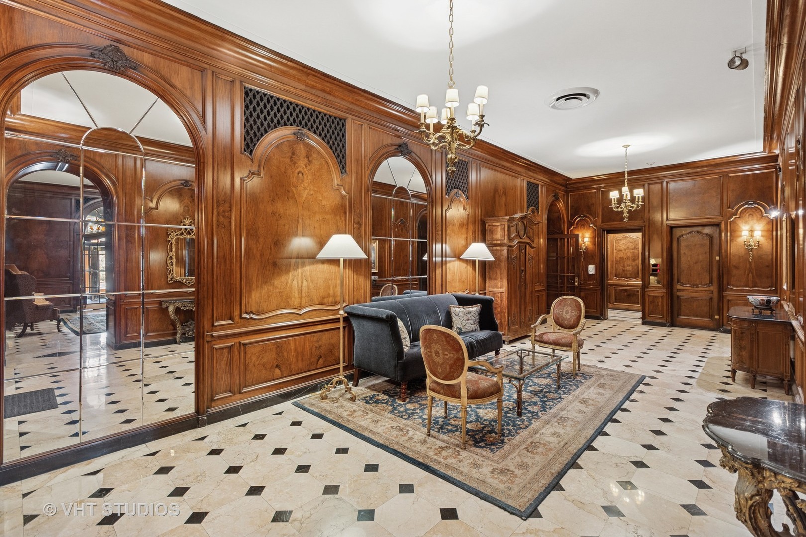 2000 N LINCOLN PARK WEST Parkway Unit: 314