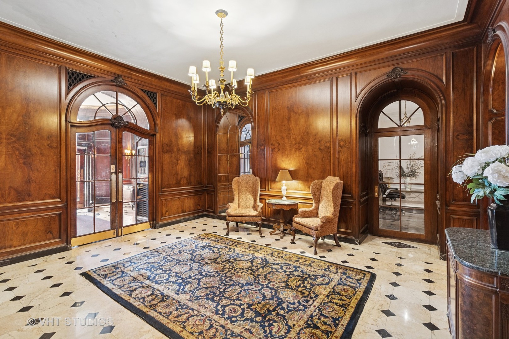 2000 N LINCOLN PARK WEST Parkway Unit: 314