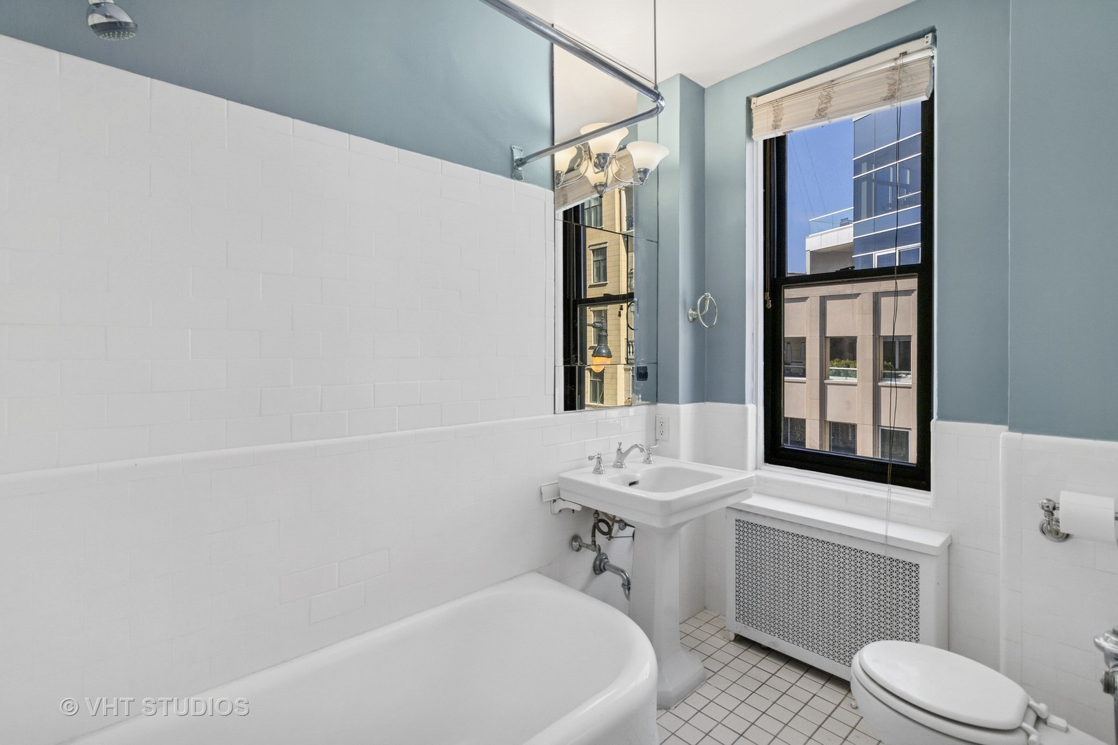2000 N LINCOLN PARK WEST Parkway Unit: 314