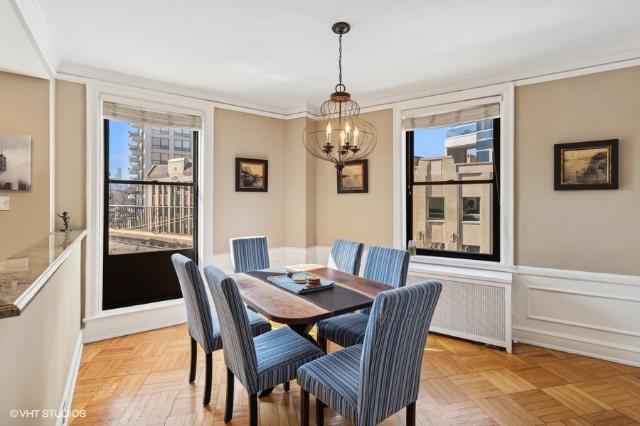 2000 N LINCOLN PARK WEST Parkway Unit: 314