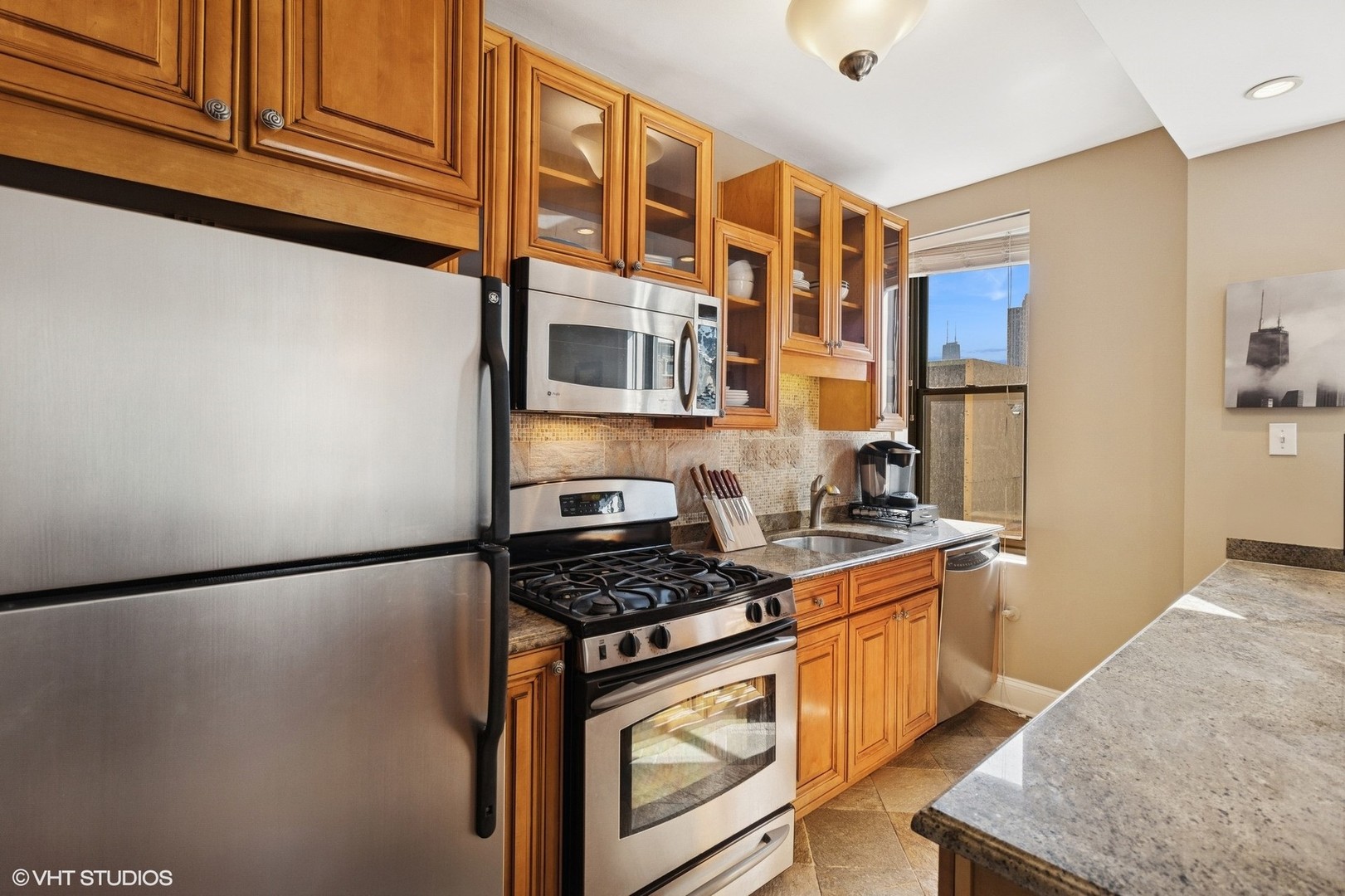 2000 N LINCOLN PARK WEST Parkway Unit: 314