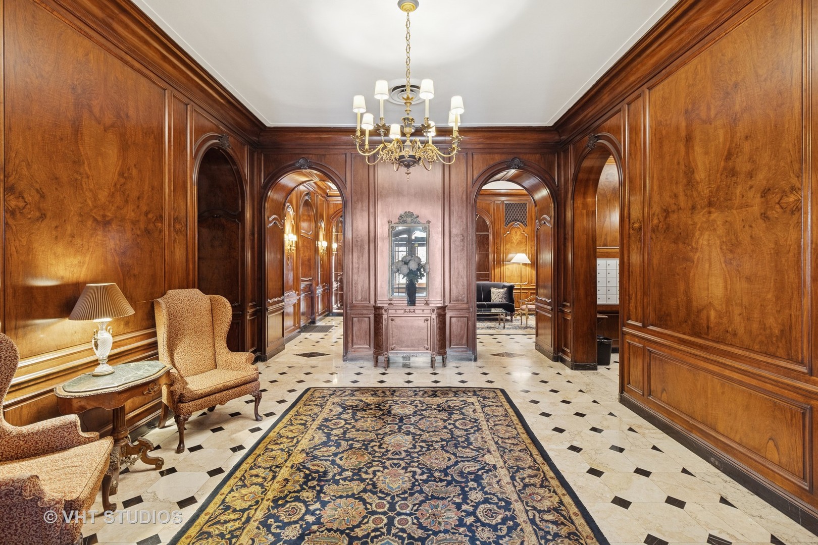 2000 N LINCOLN PARK WEST Parkway Unit: 314