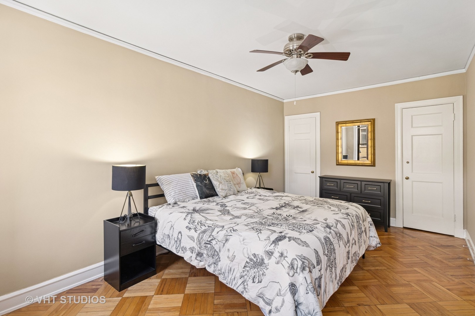 2000 N LINCOLN PARK WEST Parkway Unit: 314