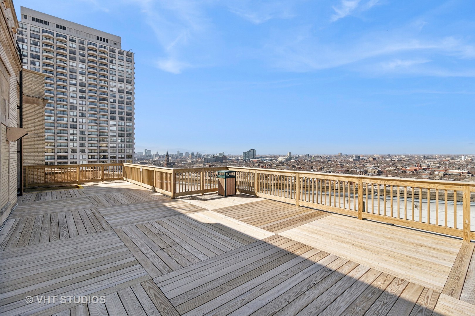 2000 N LINCOLN PARK WEST Parkway Unit: 314
