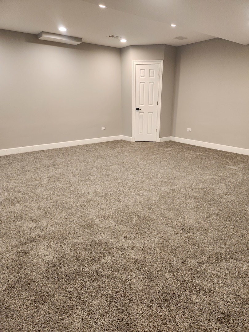 6704 Whisper Glen Drive