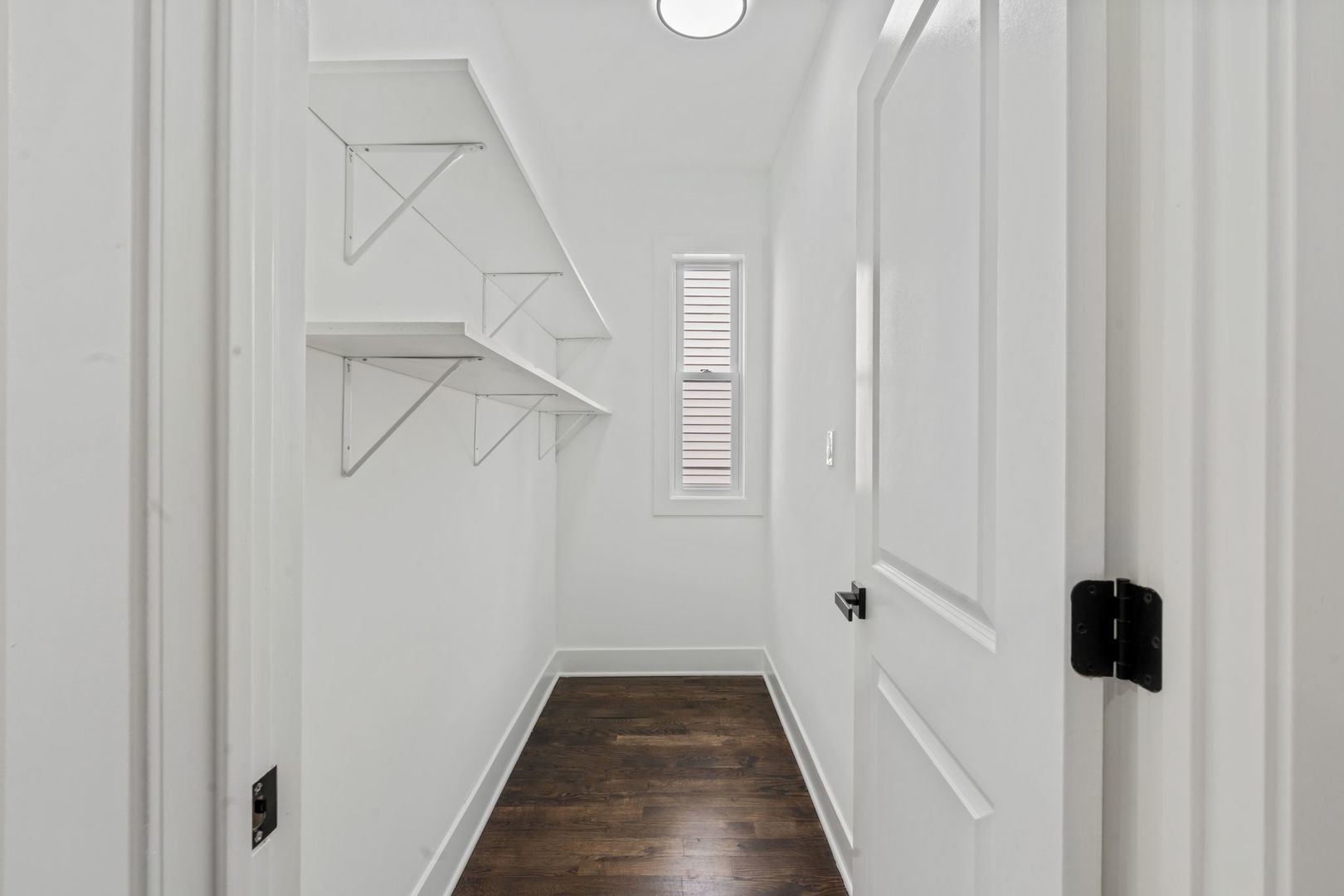 9419 S Saint Lawrence Avenue Unit: 2