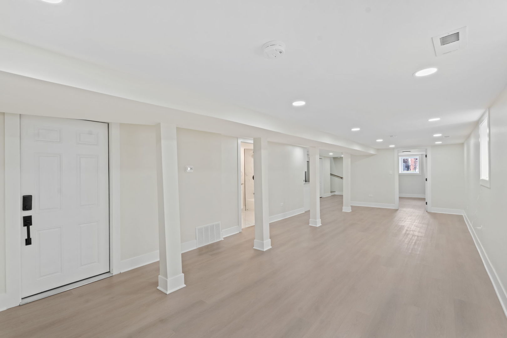 9419 S Saint Lawrence Avenue Unit: G