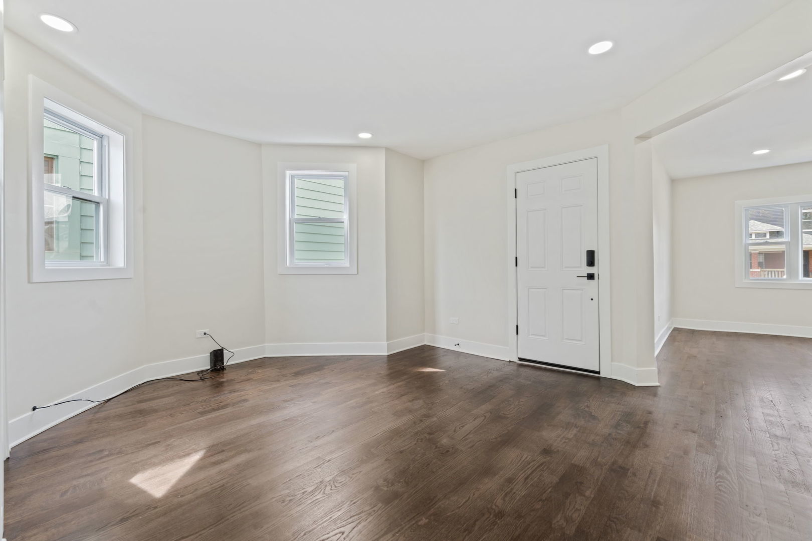 9419 S Saint Lawrence Avenue Unit: G