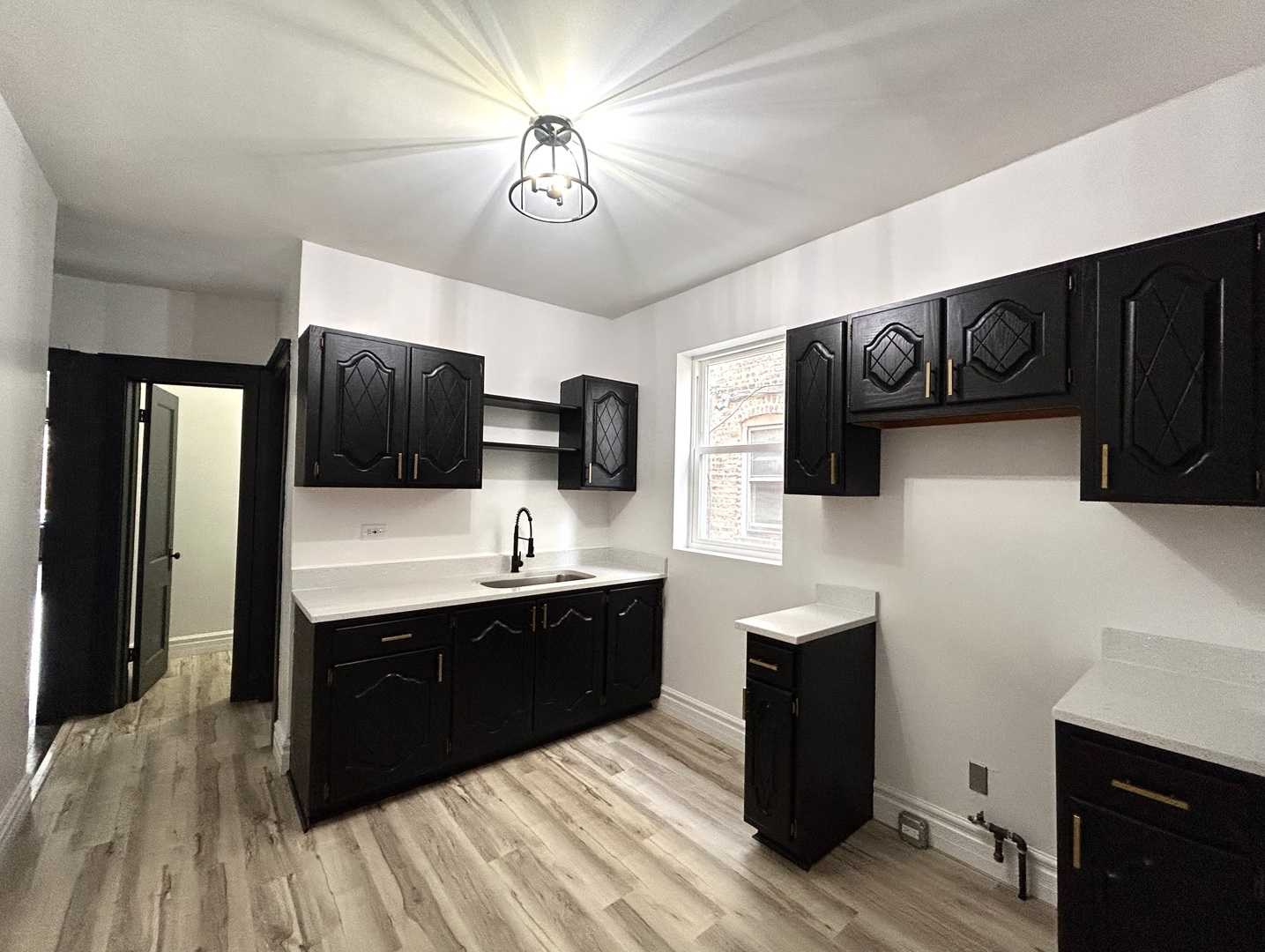 6423 S Maplewood Avenue Unit: 2