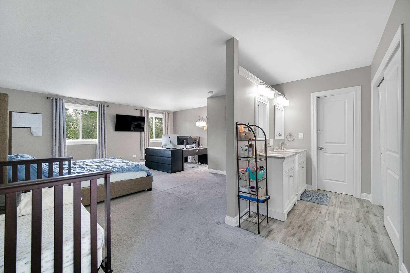 816 Blackhawk Drive