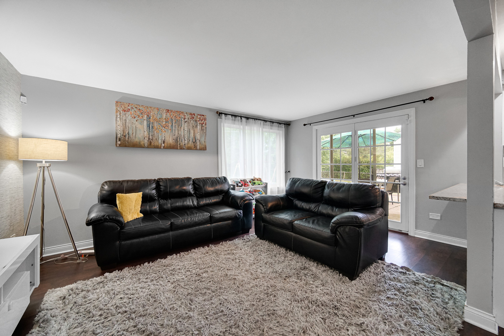 816 Blackhawk Drive