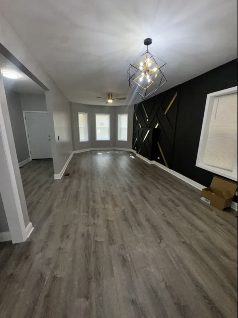 6924 S Green Street Unit: 1