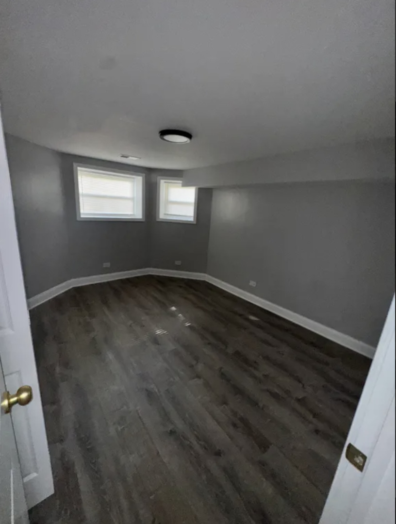 6924 S Green Street Unit: 1